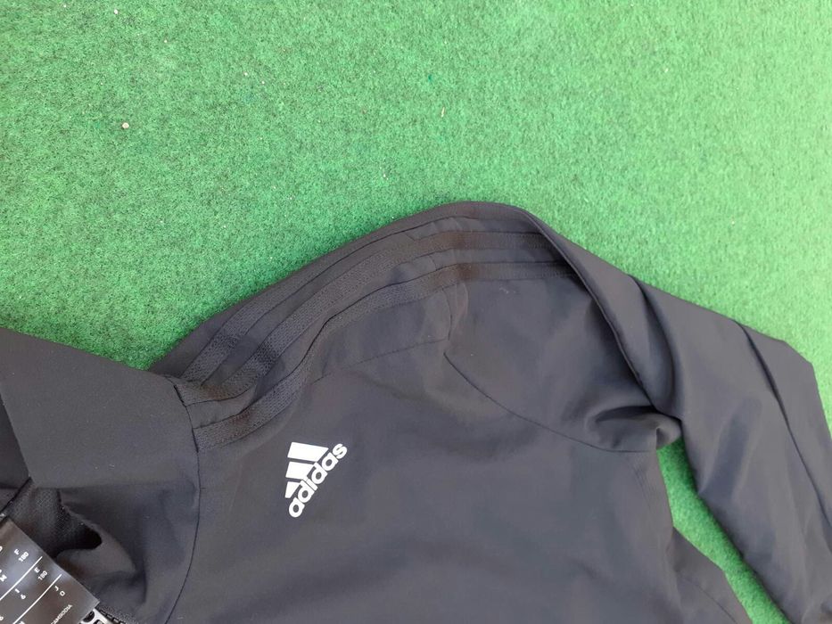 Спортно горнище на Adidas