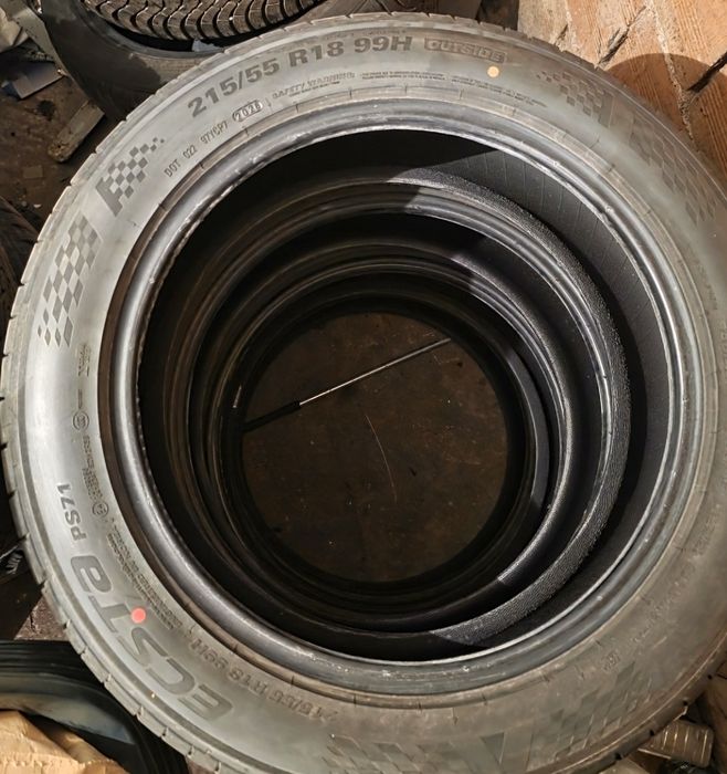 215 / 55 / 18 KUMHO Ecsta
