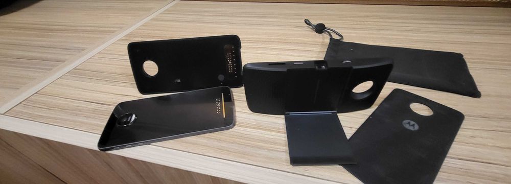 Motorola  модель: Moto Z