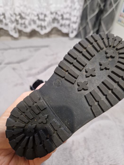 Vând ghetuțe pentru fete Nr. 25 Graceland Deichman