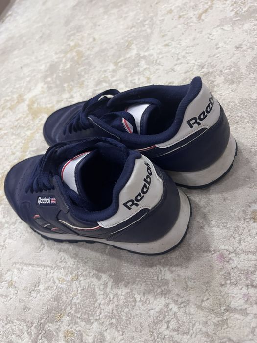 Reebok кроссовки