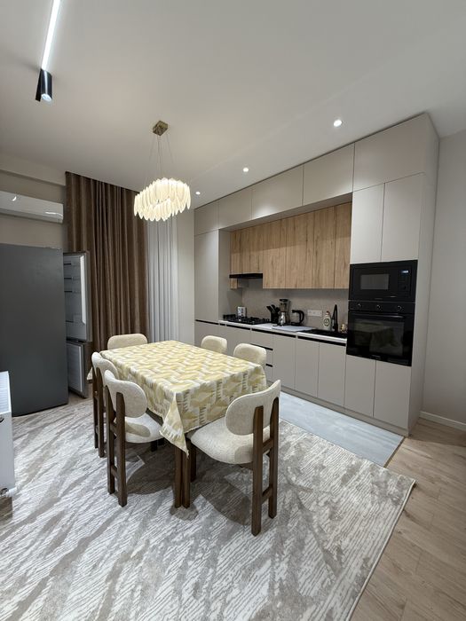 Сдается 2-комнатная квартира в новостройке на БИЙ