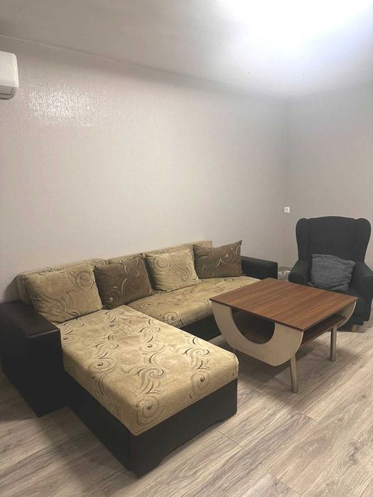 Диван, секция, маса, кресло