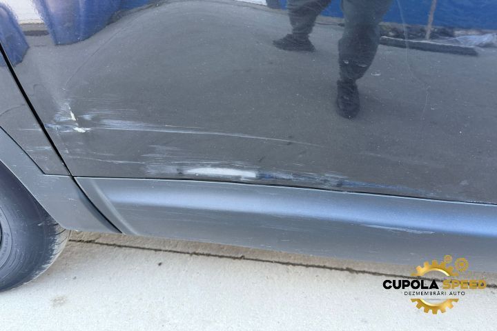 Usa / Portiera fata stanga (cu defecte) culoare Z11 Nissan Qashqai 1