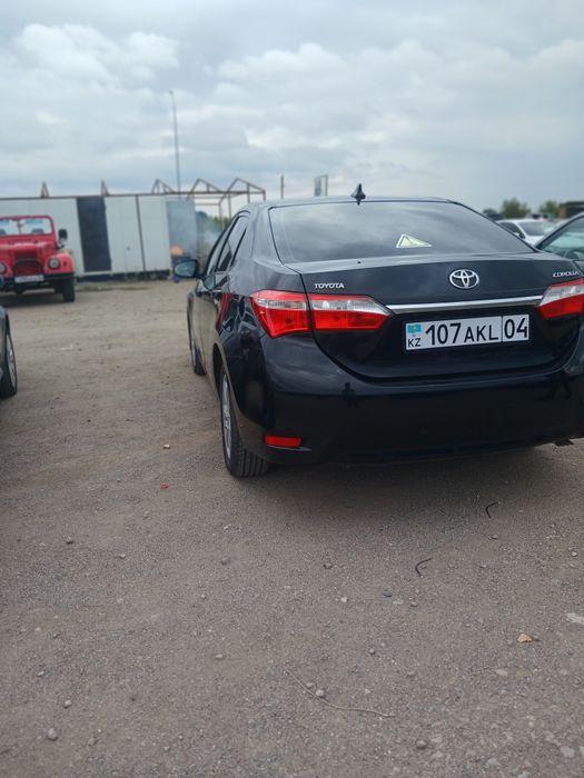 Продам тоуота королла.