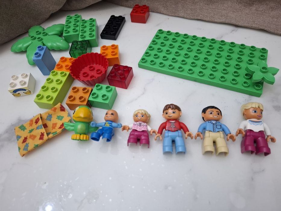 Lego duplo семья