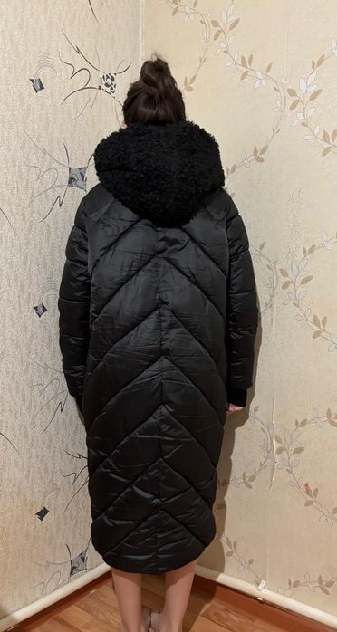 Зимняя длинная куртка