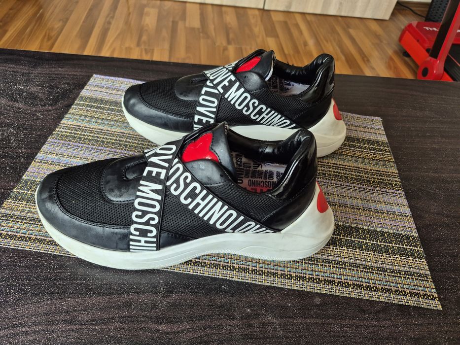 Маратонки Moschino