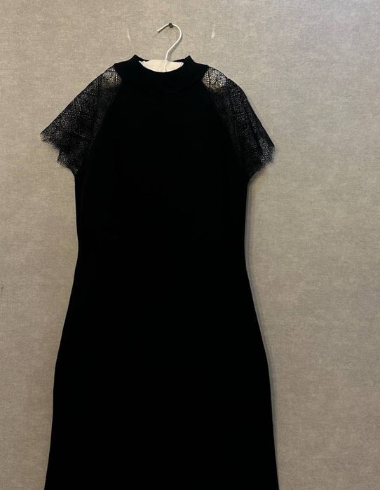 Платье футляр mango