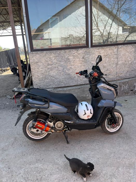 Продам мопед танк