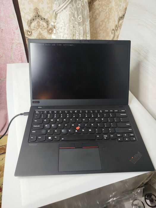 Ультратонкий и лёгкий ноутбук Lenovo Thinkpad x1 Carbon Intel Core i7