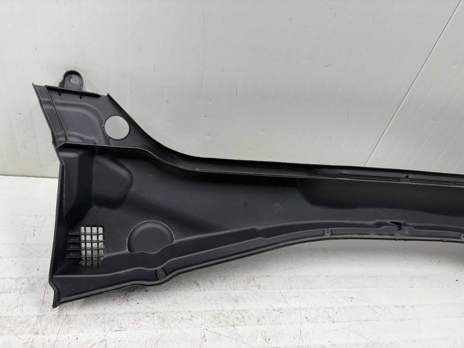 Кора чистачки БМВ Х1 Ф48 Кора под чистачки БМВ Х1 Ф48