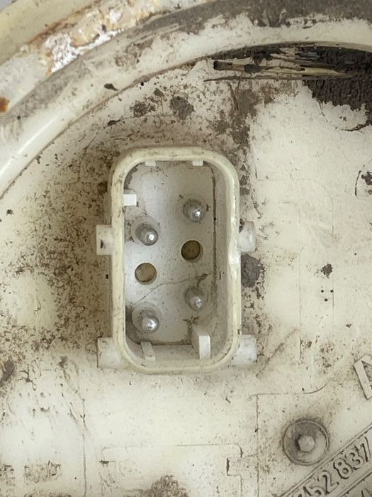 Pompa Combustibil Bmw 7 Iv E65, E66, E67 2001 - 2009 3.5I 6752837