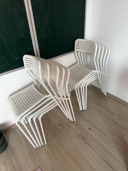 Scaune Ikea albe