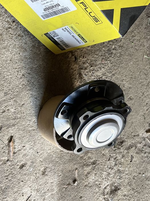Vand set rulmenti bmw e90/91 punte fata non xDrive