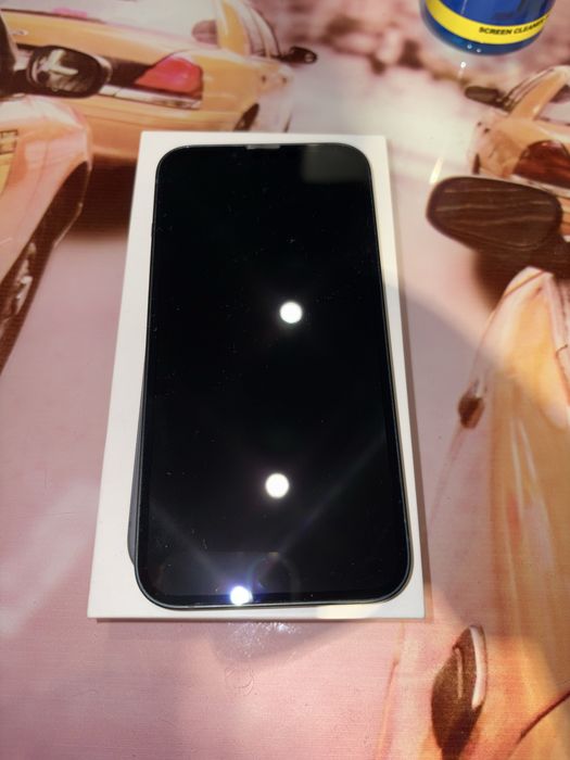 Iphone 13 midnight blue