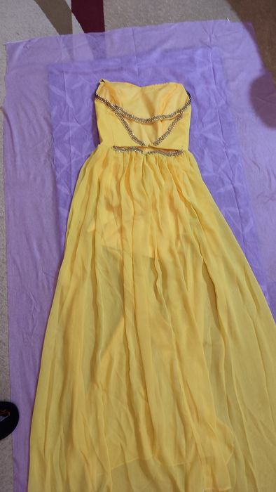 Нарядное платье ярко жёлтого цвета размер 44-46