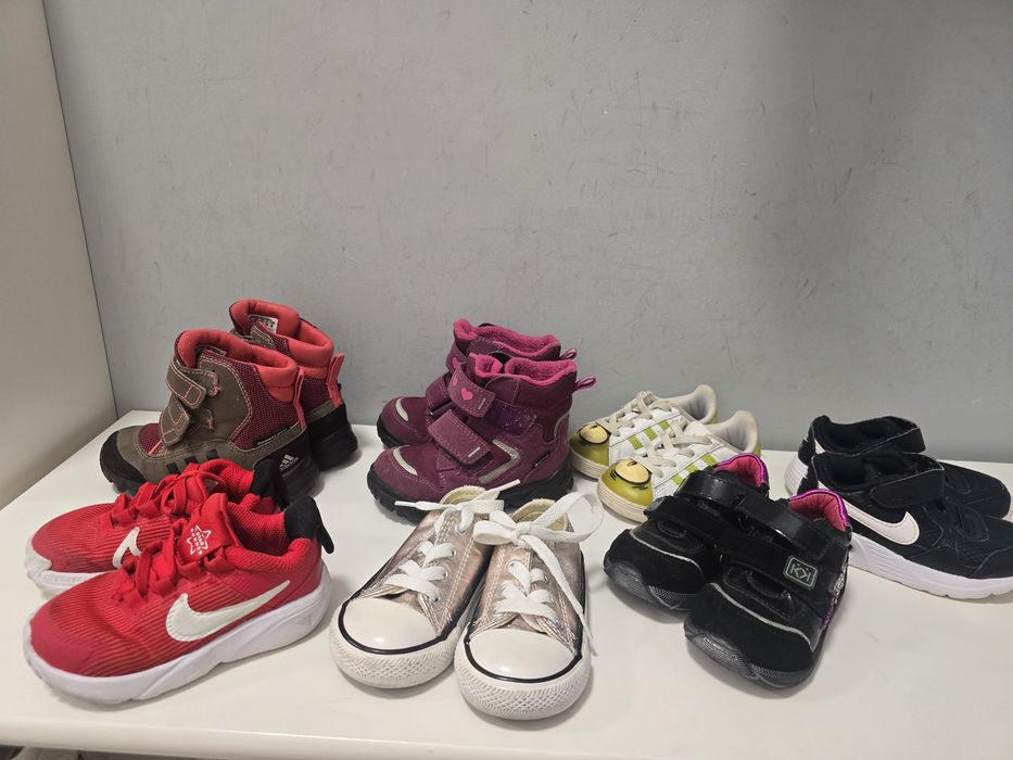 Боти и маратонки Nike,Adidas  21 и 22 номер