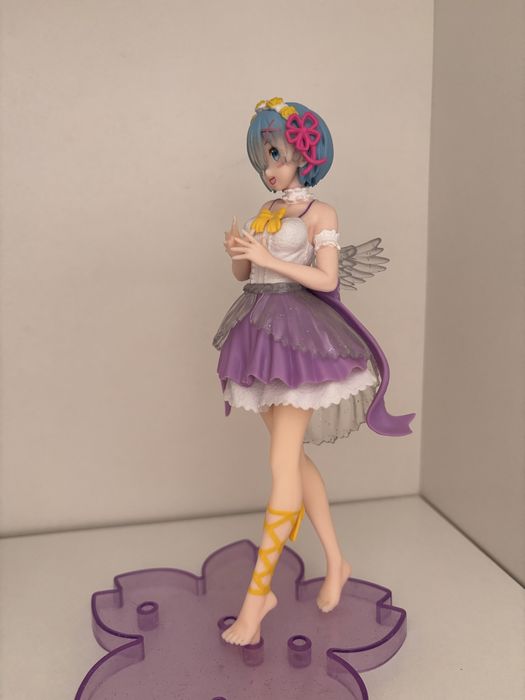 срочно продам фигурки!!