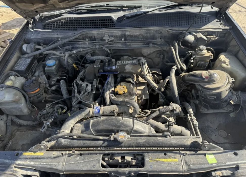 Nissan Mistral 2.7 дизель 4W