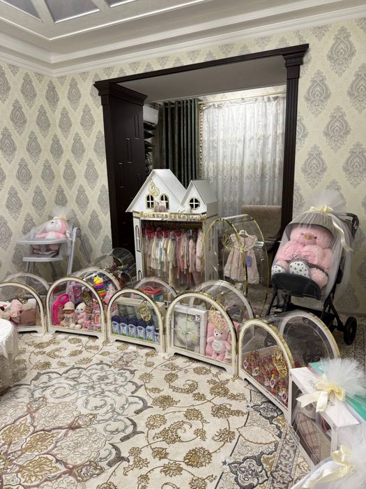 Beshik toy komplekti srochna sotiladi 100$