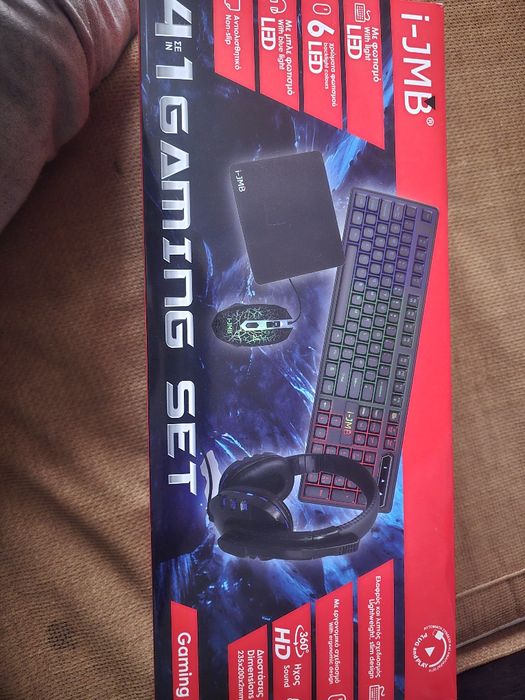 Vand chit tastatura, mouse , pad, căști