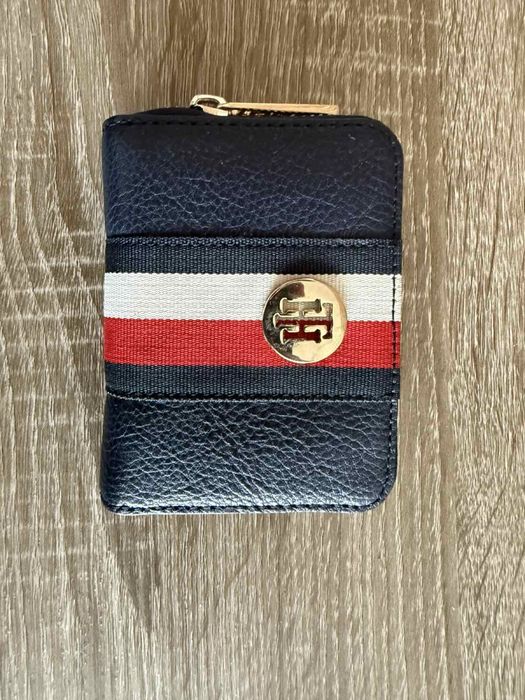 Дамски портфел Tommy Hilfiger