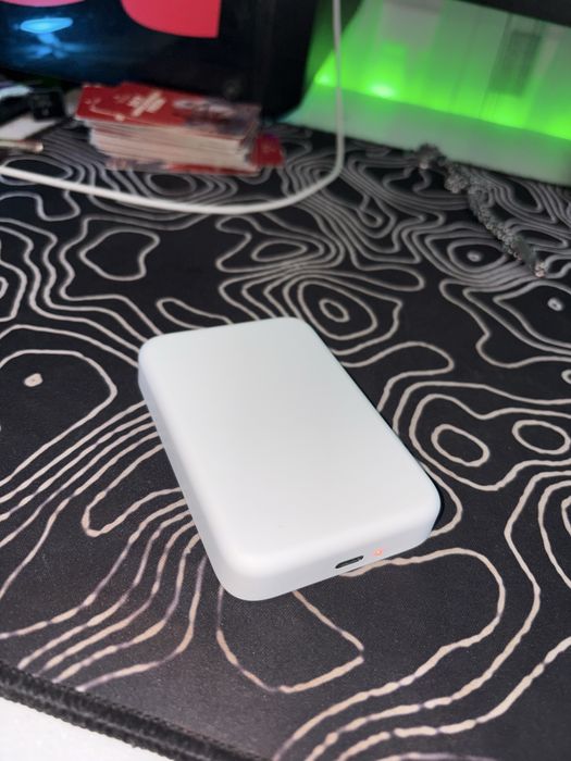 Vand baterie externa Apple MagSafe
