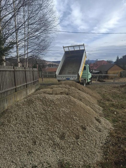 Transport nisip - pietriș - pământ negru