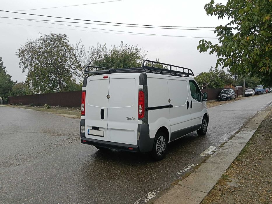 RENAULT Trafic (OPEL Vivaro) 2012 2.0dCi 115 CP E5 6 trepte AC, asigurare RCA+ITP valabile