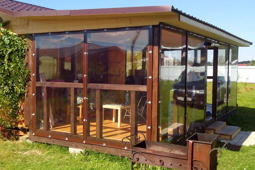Жидкие окна для беседки фото Жидкие окна для беседки фото