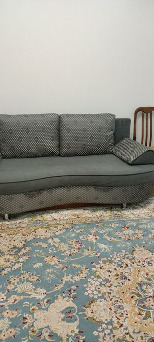 Продам диван в отличном состоянии