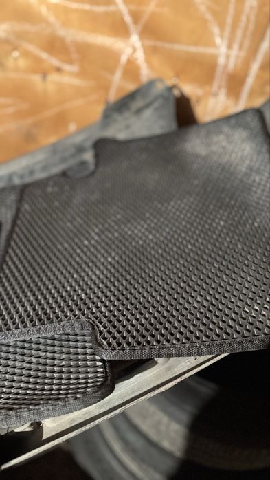 Полики Камри Королла