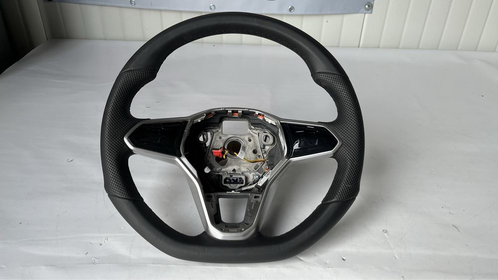 5 броя волан VW Golf 8 2019-