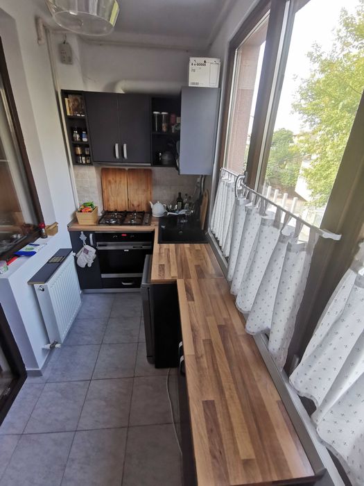 Centrala/ 3 camere/ Bloc 2015/ 2 Băi/ Parcare/ Balcon/Aer Conditionat