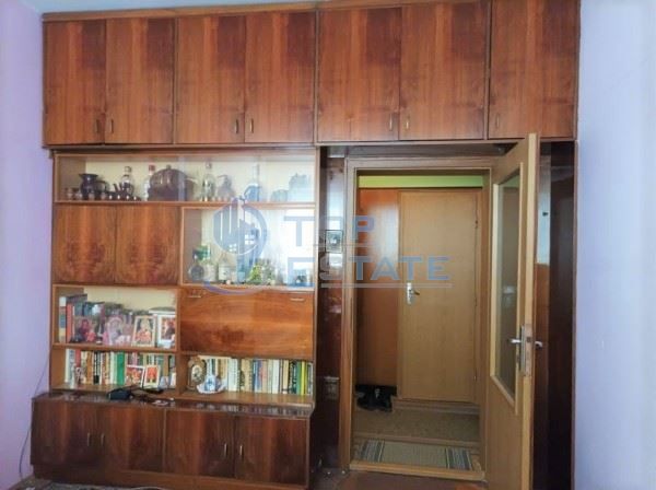 Продава се Тристаен апартамент в Велико Търново, Център - 90 кв.м за 1112 €/кв.м - Снимка #8