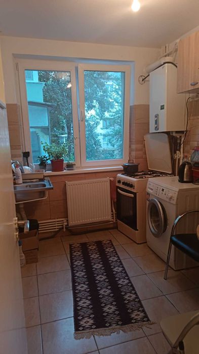 ofer spre inchiriere apartament doua camere