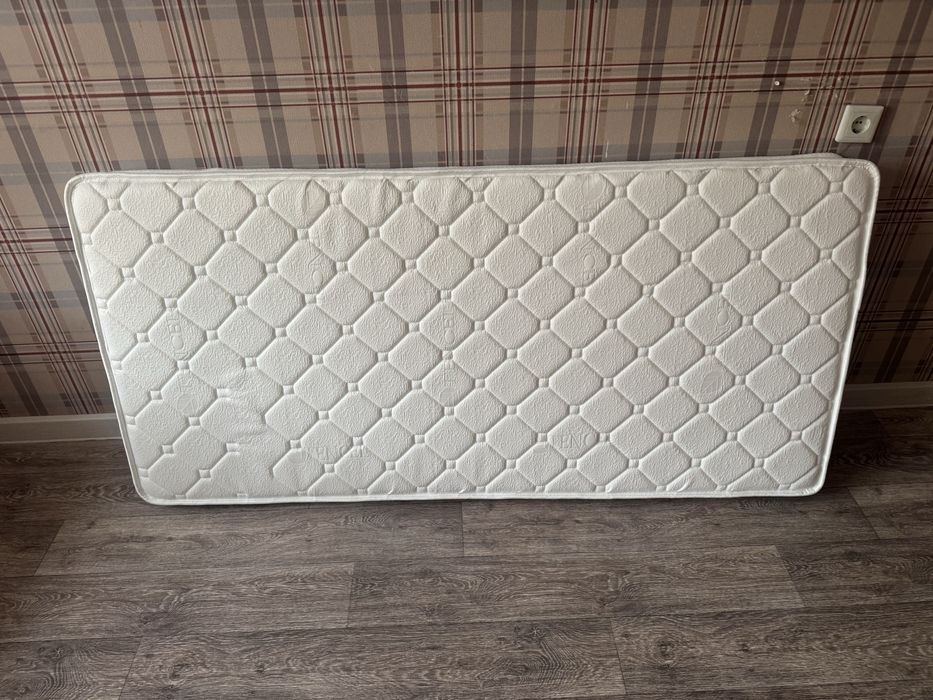 Продам 2 новых матраса