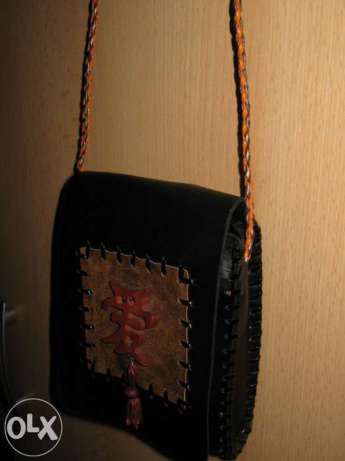 Borseta, gentuta de umar, piele naturala