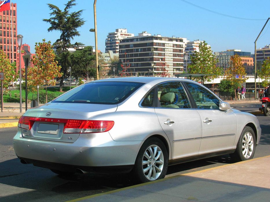 Hyundai Azera Grandeur  в сборе, стоп Фара Азера