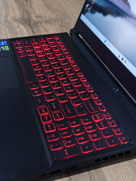 Продам ноутбук Acer Nitro 5
