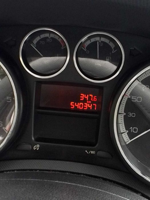 Peugeot 308SW/6+1 места