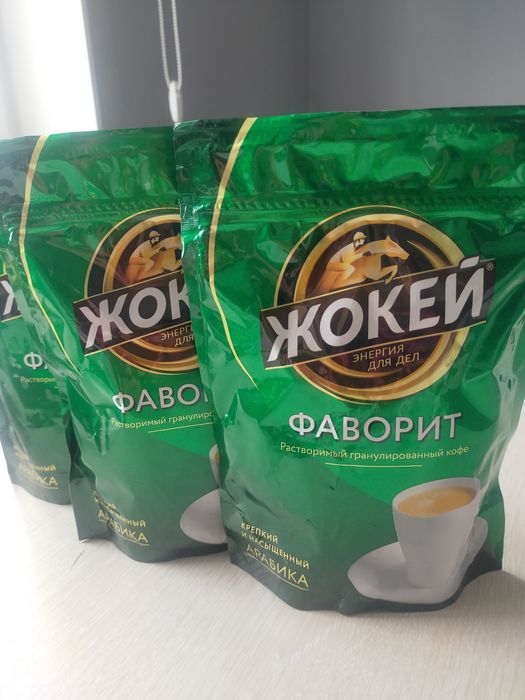 Порно актриса Клара Голдтың фотосуреттері