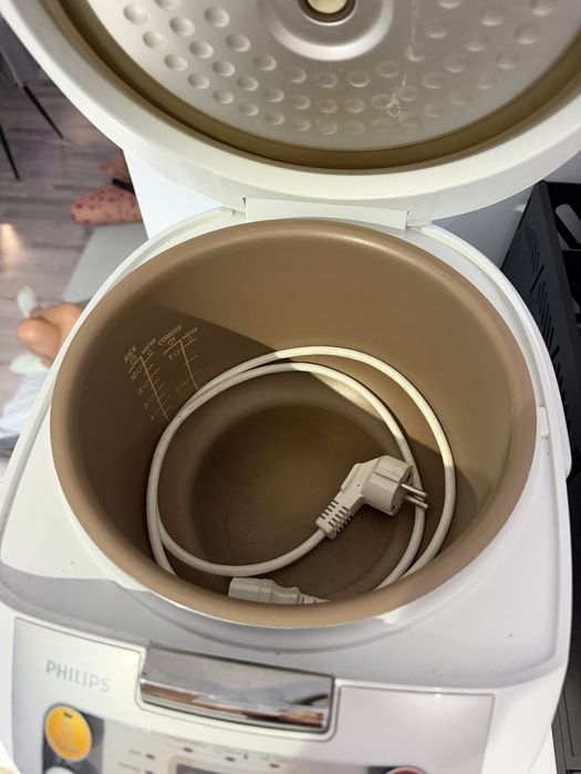 мультиварка Philips HD3036 / HD3037