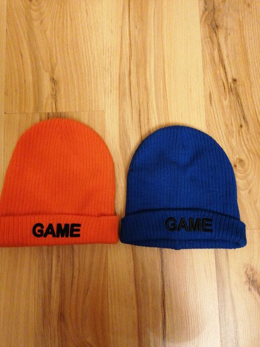 Топли шапки за зимата