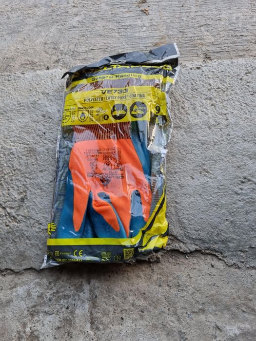 Mănuși protecție.