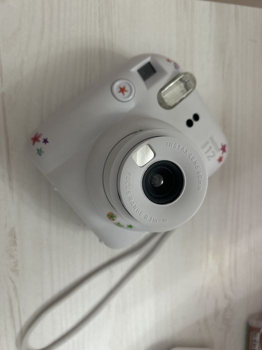 Instax mini 12 б/у