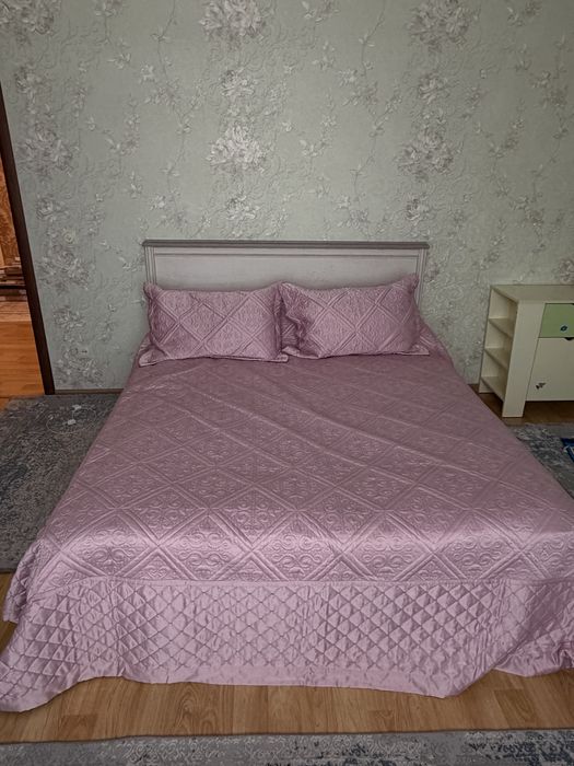 Кровать двуспальная