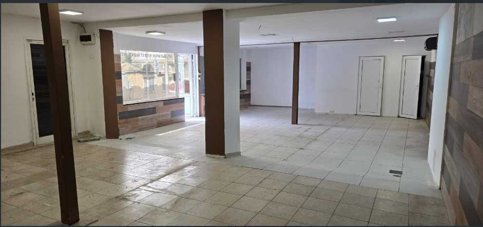 Дава се под наем Магазин в Варна, Център - 120 кв.м за 765 € - Снимка #2