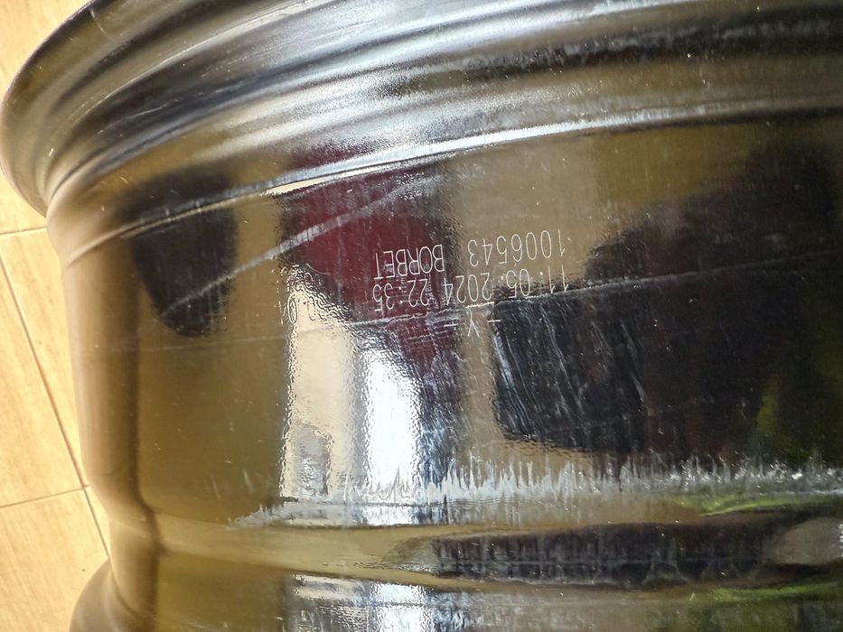 Original Mercedes EQS 19 cola